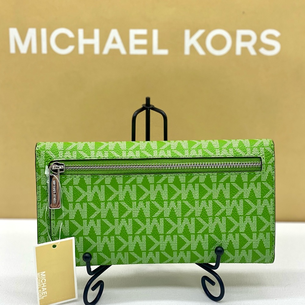 Michael Kors Green Monogram Large Trifold Wallet - Picture 4 of 9